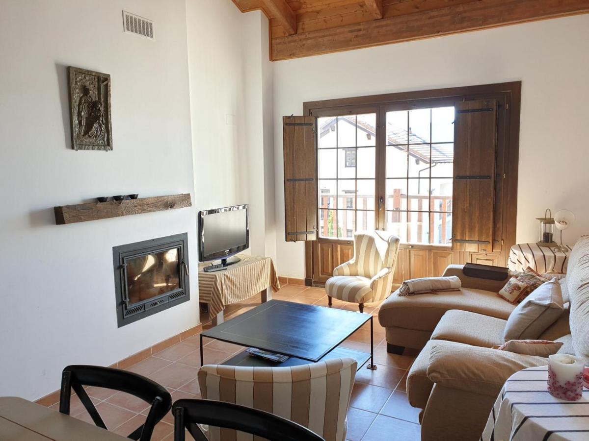 Apartamento Santa Elena Badaguas Bagian luar foto